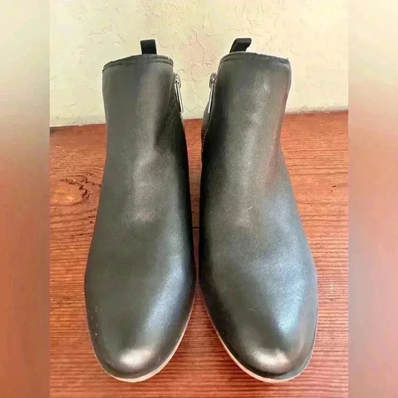 Lucky Brand Women’s Basel Ankle Bootie Black Leather Size 7.5 Wide NWOT - Picture 3 of 10